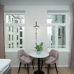 Maya - Frogner 3*