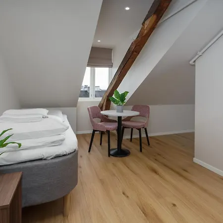 Maya - Frogner 3*