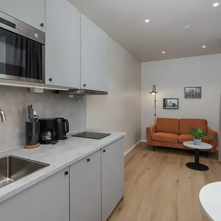 Maya - Frogner 3*